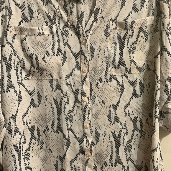 Express Snake Skin Portofino Button Down Shirt - Gray and Blush Pink - Picture 3 of 8